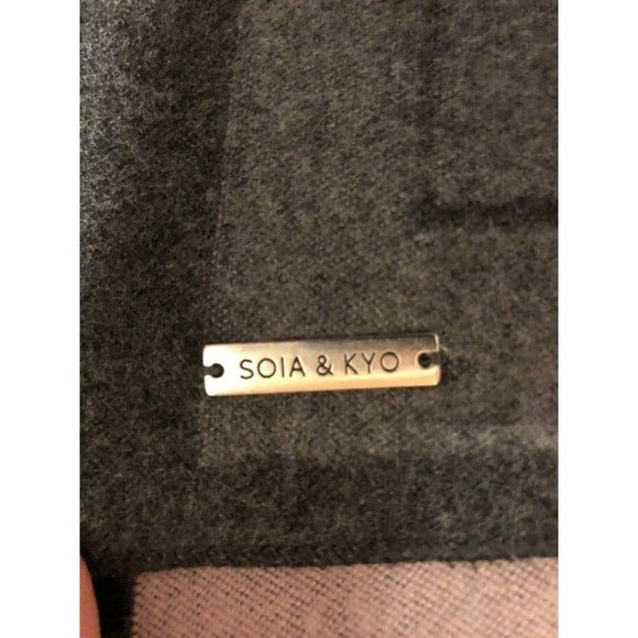 SOiA & KYO Rose Ash Scarf Wrap NWT - Picture 4 of 5